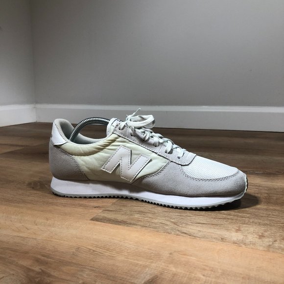 New Balance WL 220 Womens Sneaker sz 10 - Picture 5 of 8